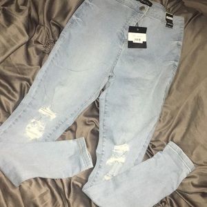 Similar to fashion nova jeans!!